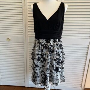 SL Fashions Black White Floral Ruffled Knee Length Dress Deep V Neck & Back 14P